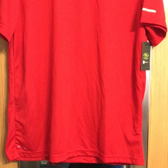 Athletic Works medium DriWorks red short sleeve moisture wicking - Picture 3 of 8